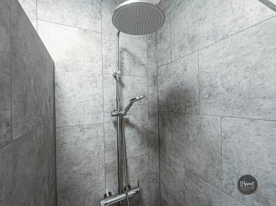 Appartement Calme Lumineux Proche Gare 3 Chambres Angoulême Екстериор снимка